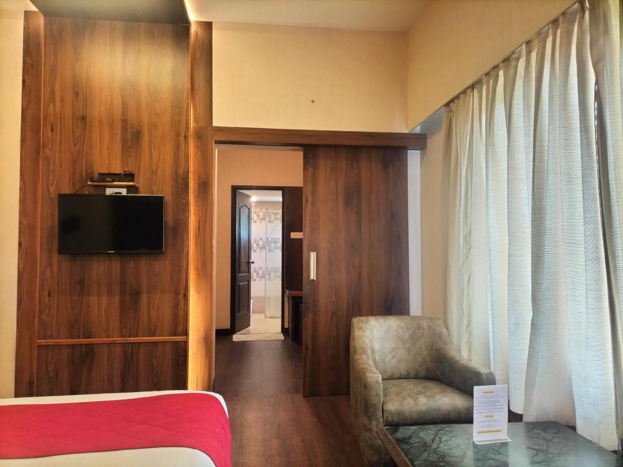 Zip By Spree Hotels Surabi International Vellore Exteriér fotografie