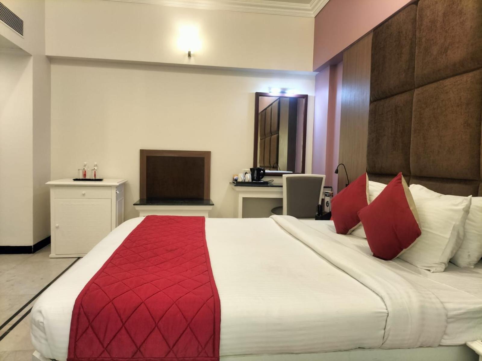 Zip By Spree Hotels Surabi International Vellore Exteriér fotografie